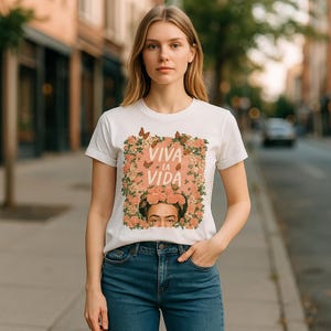 Mexicana Fridita Kahlo viva la vida -Frida Kahlo-Frida Tee-Frida Kahlo Tshirt-Frida Kahlo Gift T-shirt-Tops-Tees-Woman gifts - Frida Mexico