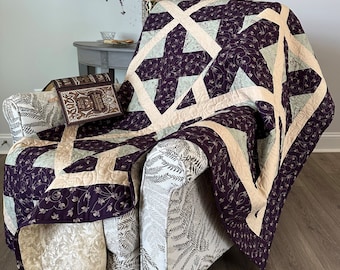 Purple Floral Lattice Large Throw Quilt
