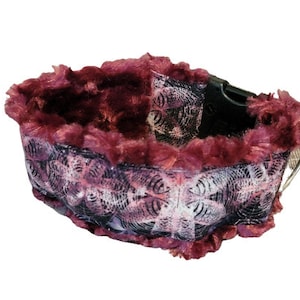Mystic Merlot Üppiges weiches und Plüsch Hundehalsband - weiches und bequemes breites Hundehalsband - gefüttertes Hundehalsband - Hundehalsband aus Stoff, starkes Nylon Gurtband