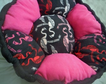 Pink and Bleck Flamingo Flexi Bed - Medium - 36"