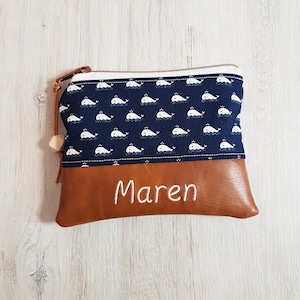 Kosmetiktäschchen personalisierbar mit Namen / Kosmetiktasche XL / Kleines Täschchen / Schminktäschchen / Wale maritim