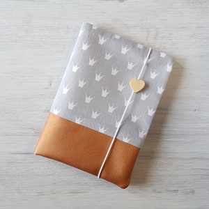 Paspoorthoes voor moeder gepersonaliseerd met extra vak en naam / paspoorthoes voor moeder kind / katoen / kunstleer / kroongrijs