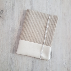 Zwangerschapspashoes gepersonaliseerd met extra vakje en naam / moeder-kindpashoes / katoen / imitatieleer / beige gestreept