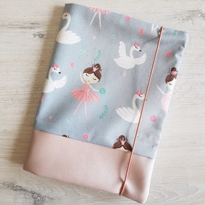U-boekjeshoes gepersonaliseerd met naam / vaccinatiecertificaat / gezondheidsboekjes / examenboekjes / katoen / kunstleer / ballerina