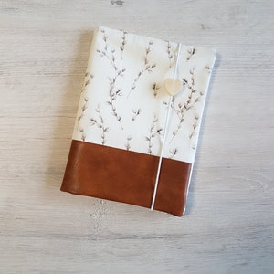 Moederpaspoorthoes gepersonaliseerd met extra vak en naam / paspoorthoes voor moederkind / katoen / kunstleer / wilg