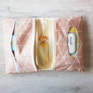 Windeltasche personalisierbar mit Name / Windelclutch / Wickeltasche / Baumwolle / Dreiecke geometrisch