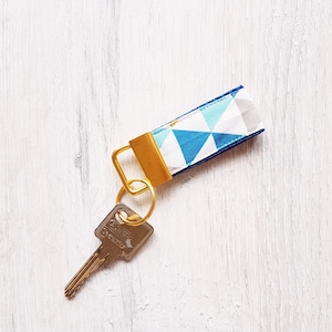 Schlüsselband, Schlüsselbändchen, Schlüsselanhänger, Grafik, geometrisch, blau, goldfarben