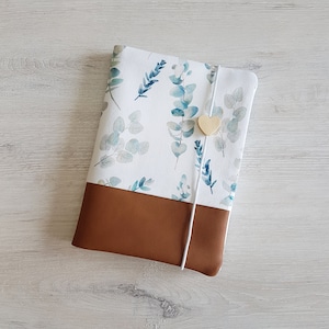 Etui passeport maternité personnalisé avec compartiment supplémentaire et nom / Etui passeport mère enfant / Coton / Simili cuir / Eucalyptus