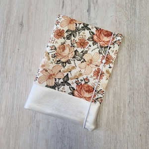 U-boekjesomslag aanpasbaar met compartiment en naam / omslag van het examenboekje / omslag van het gezondheidsboekje / katoen / kunstleer / bloemen vintage