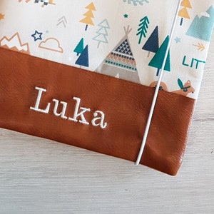 Embroidery U-booklet + maternity pass