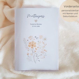 Paspoorthoes voor moeder gepersonaliseerd met extra vak en naam / paspoorthoes voor moeder / zwangerschapscadeau / bloemenboeket
