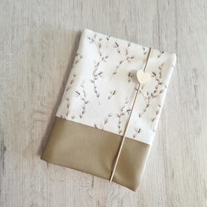 Paspoorthoes voor moeder aanpasbaar met extra vak en naam / paspoorthoes voor moederkind / katoen / kunstleer / bloemen / wilg
