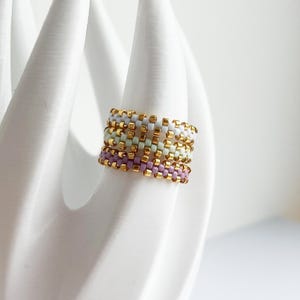 Bague en perles Miyuki, jonc tissé peyote, franges dorées - Ensemble printemps pastel