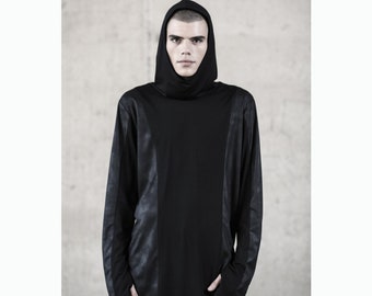 Regis Hooded Top: Avant-Garde Black Viscose Top with Thumbholes