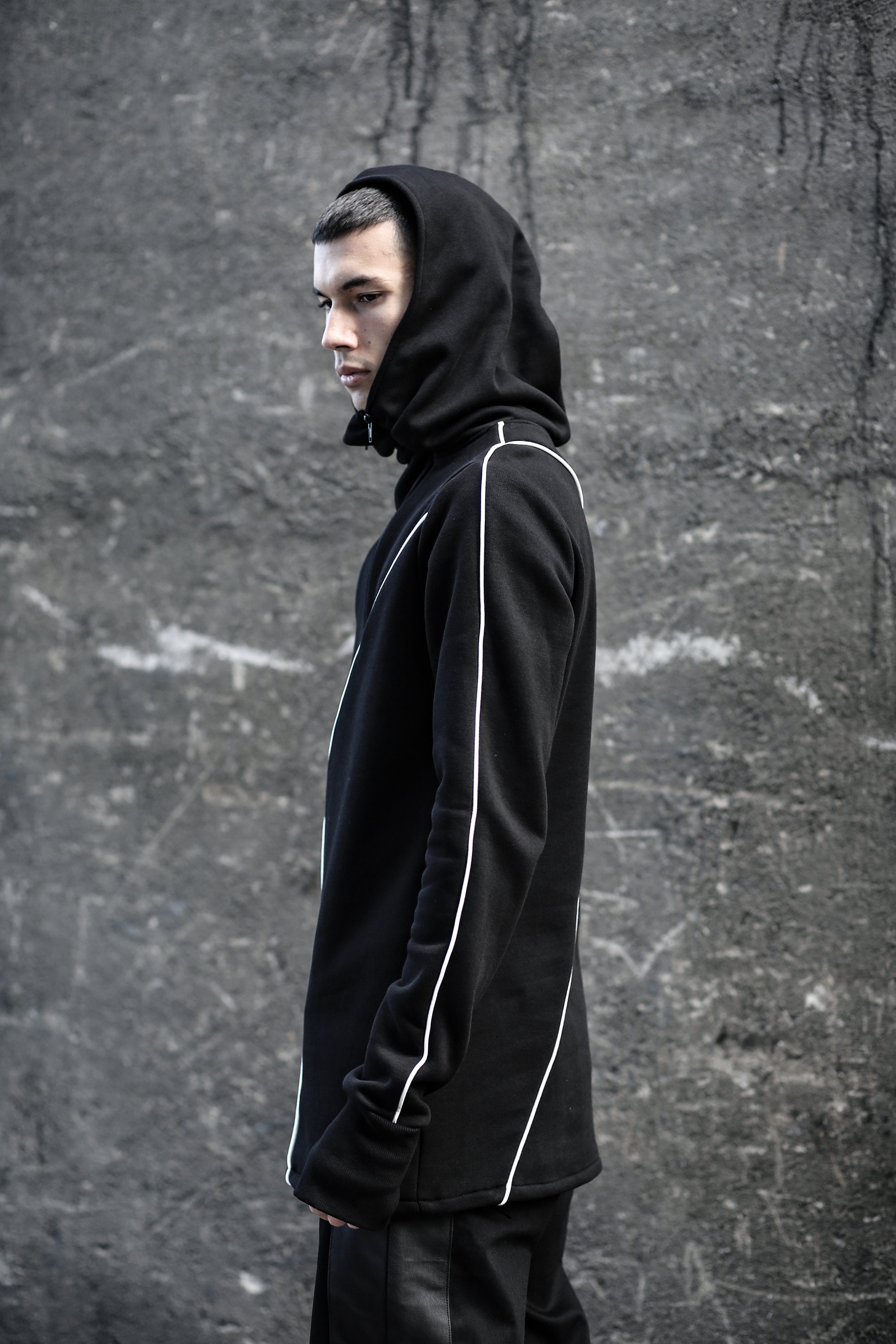 AdaNous 強かっ riders-style hoodie BLACK×White AdaNous 強かっ riders-style hoodie BLACK×White