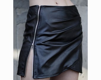 Senixa Skirt (faux leather skirt-edgy mini skirt-zipper skirt-futuristic street wear-cyberpunk fashion-dystopian-black clothing-party wear)