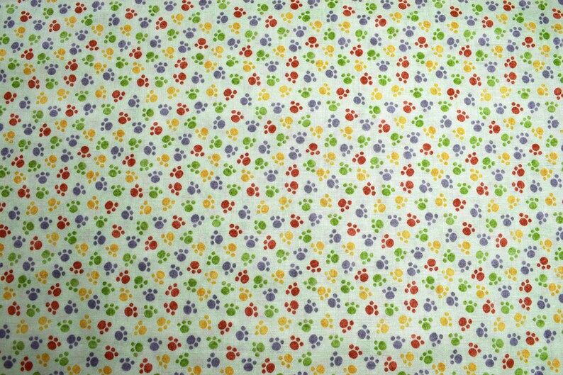 paw print fabric, jungle buddies fabric, Quilting fabric, cotton fabric, quilting treasures, childrens fabric, Price by the Half Metre image 3
