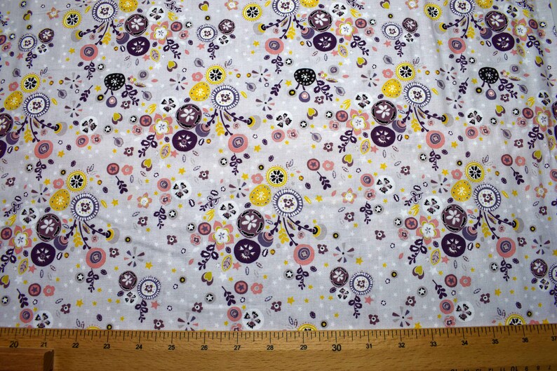 Small Grey Floral Quilting Fabric Makower Quilting Fabric Etsy
