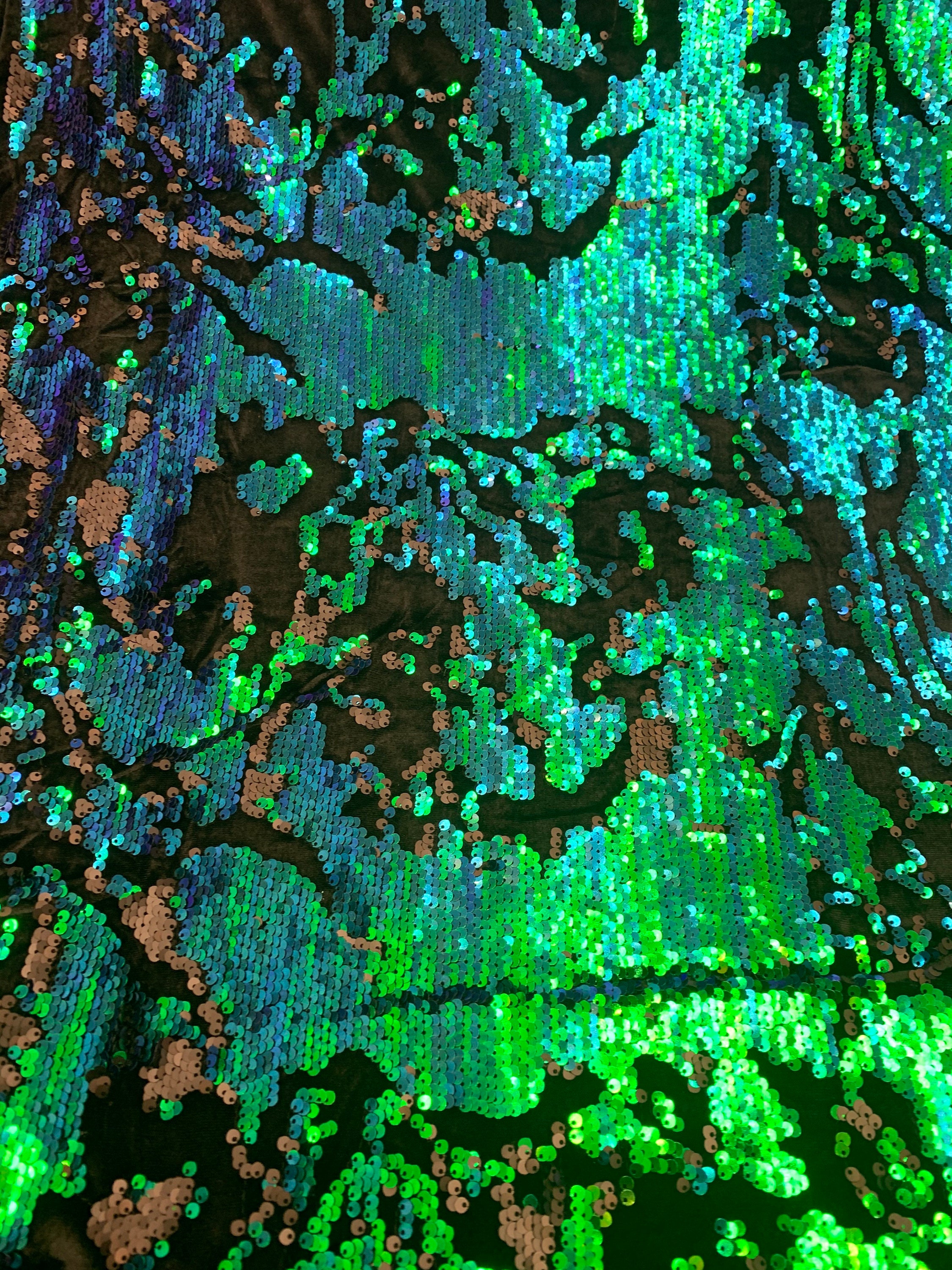 New Iridescent Flashback Reversible Sequins on Spandex Heavy Velvet ...