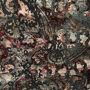 Deluxe Paisley design burnout stretch velvet best quality in the market 4-way stretch 58/60”