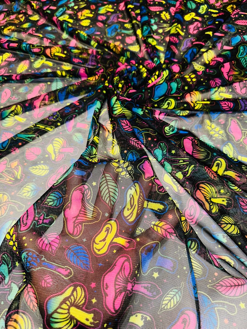 Nytt Magic Mushrooms-designtryck på högkvalitativt nylonnät med 4-vägs stretch 58/60” bild 6