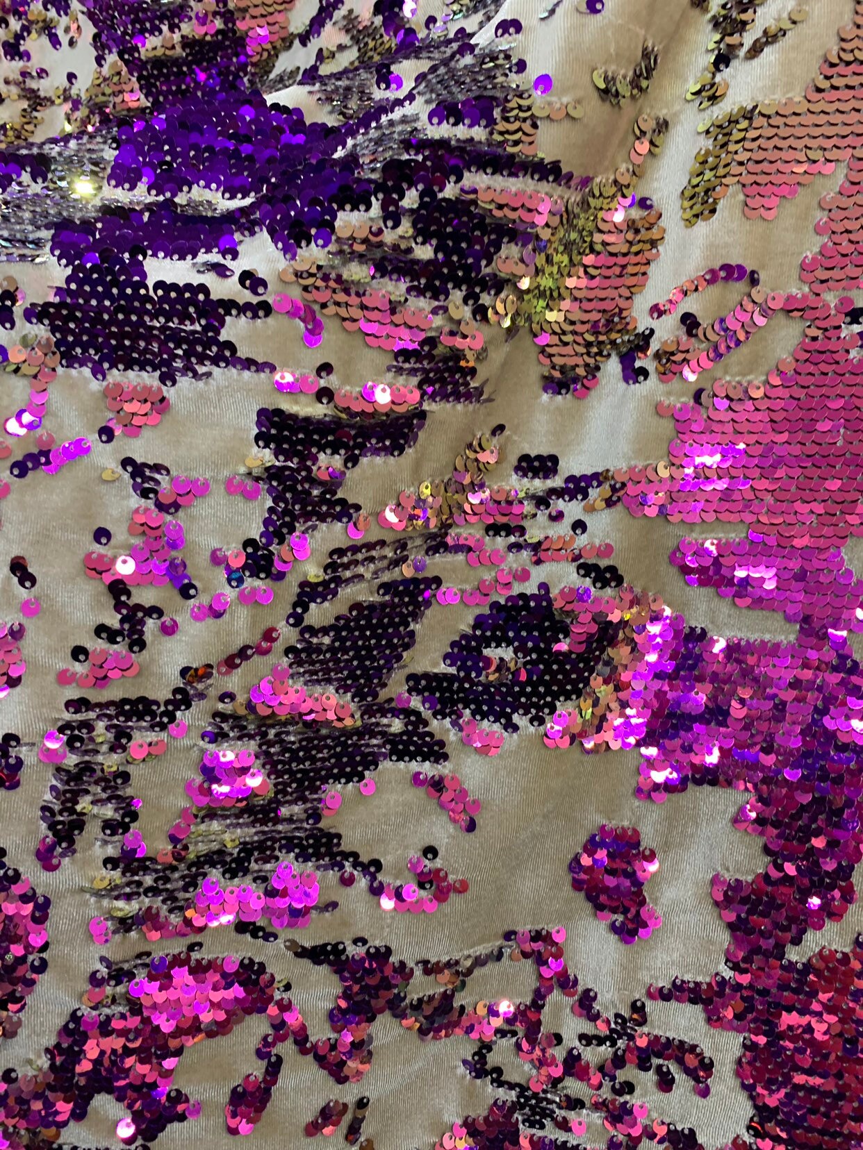 New Iridescent Flashback Reversible Sequins 2-tone on Stretch Velvet ...