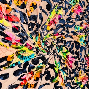 Velours stretch dévoré floral italien Victoria, tissus de haute qualité extensibles dans tous les sens par AlexLAFabrics