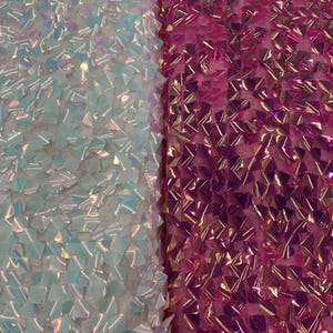 Nieuwe vierkante pailletten iriserende kleuren geborduurd in mesh stof 2-way stretch 54/55&quot; Verkocht door de YD. Verzending wereldwijd vanuit Los Angeles, Californië