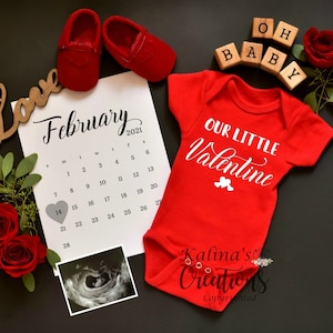 Valentines Day Personalized Pregnancy Announcement Template -  pregnancy announcement digital - Pregnancy Announce