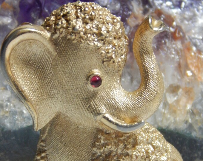 Adorable CROWN TRIFARI Elephant Pin Brooch Little Woolly Guy - Etsy