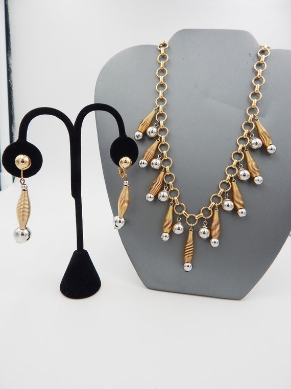 NAPIER Machine Age Stylized Bib Necklace Earrings - MCM Flair