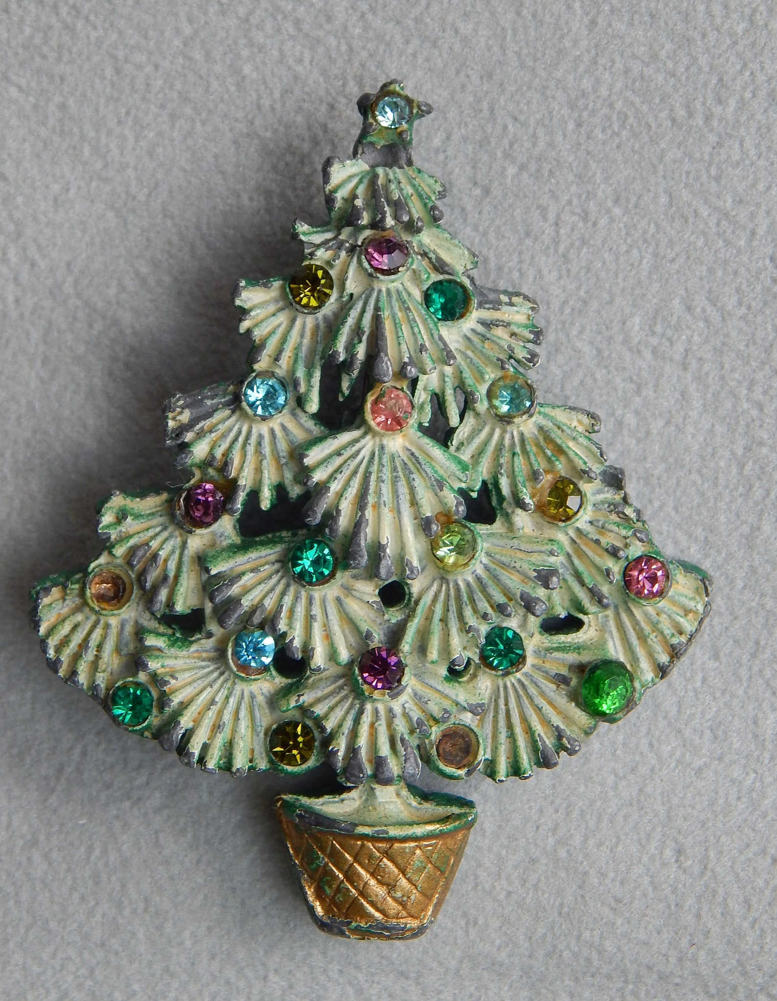 Vintage Christmas Tree Pins Two Eras Wear Repair Craft Etsy