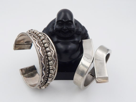 UNSIGNED Silver Plate Cuff Bracelets - Ethic & Mi… - image 2