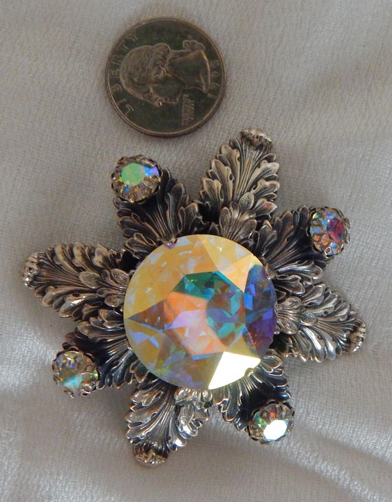 NAPIER Swarovski Brooch - Eugene Bertolli Era Pie… - image 10