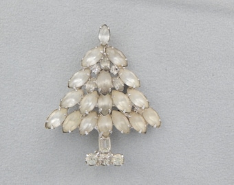 NAPIER Frosted Rhinestone Christmas Tree Pin -  Mid Century Modern Style