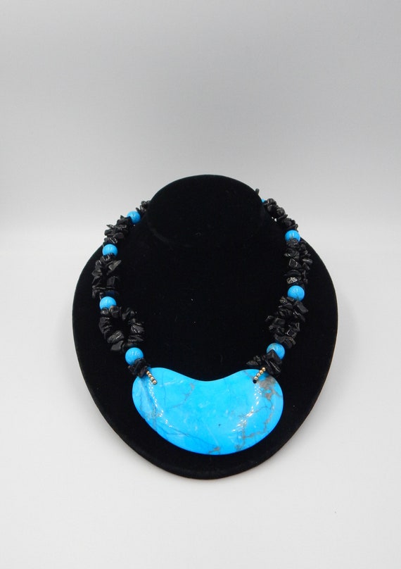 JUDIE INGRAM Onyx Dyed Howlite Statement Necklace 