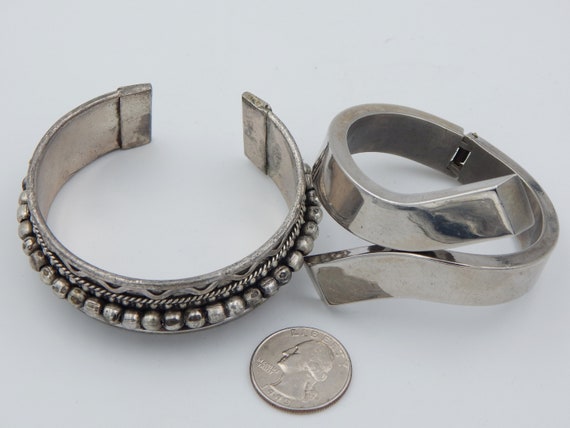 UNSIGNED Silver Plate Cuff Bracelets - Ethic & Mi… - image 9