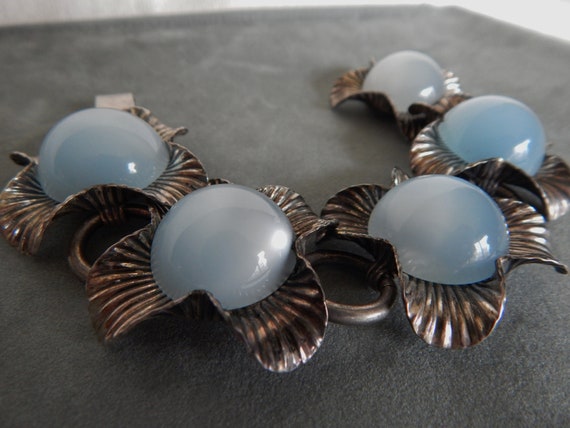 NAPIER Blue Moonglow Moonstone Bracelet - 1950s - image 5