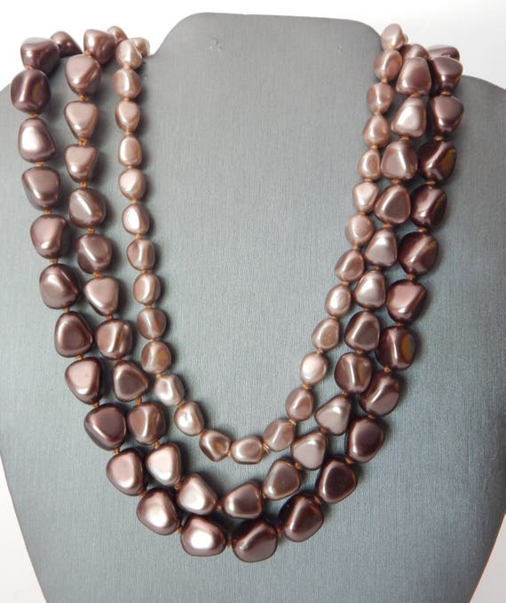 Luscious Glass Bead Necklace - Dazzling Shades of… - image 2