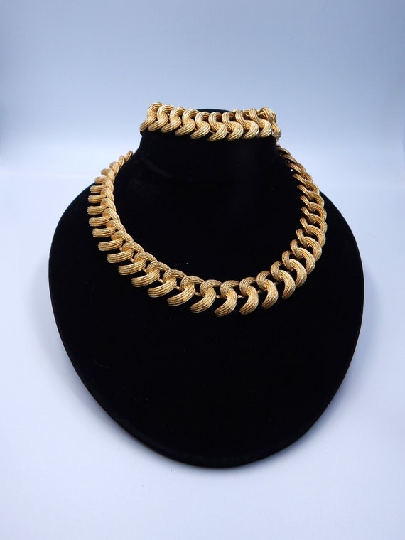 MONET Elegant Swirl Collar Necklace & Bracelet - … - image 1