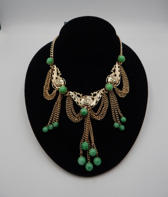 NAPIER Festoon Necklace Green Glass Beads - 1950s 