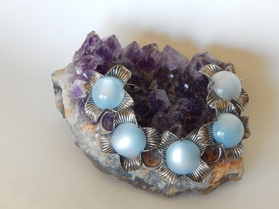 NAPIER Blue Moonglow Moonstone Bracelet - 1950s - image 8