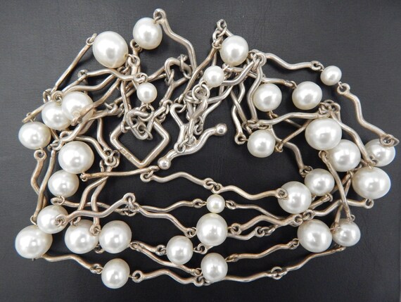 BICHE DE BERE Vintage Modernist Multi Link Pearl … - image 3