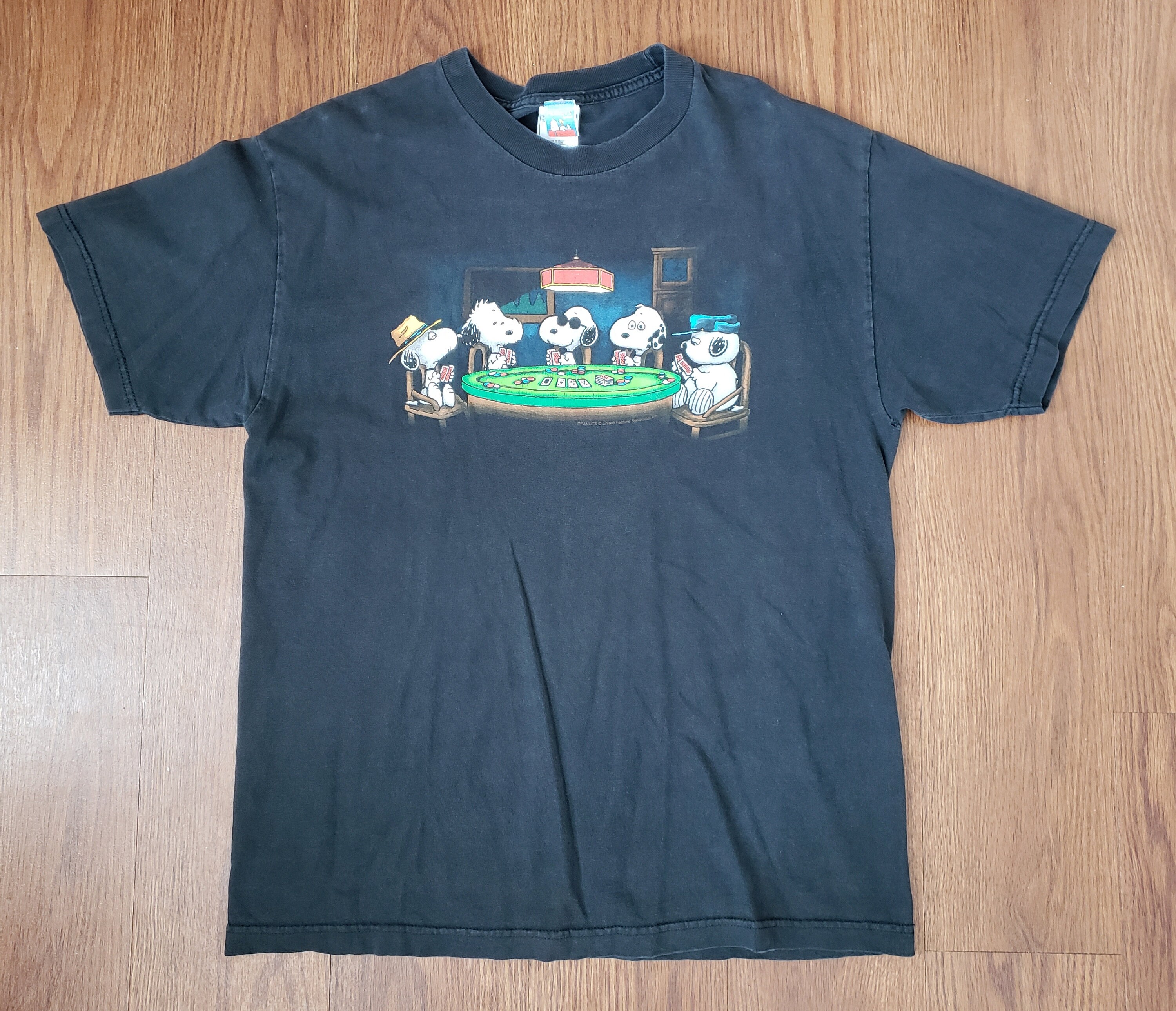 snoopy playing poker t shirt