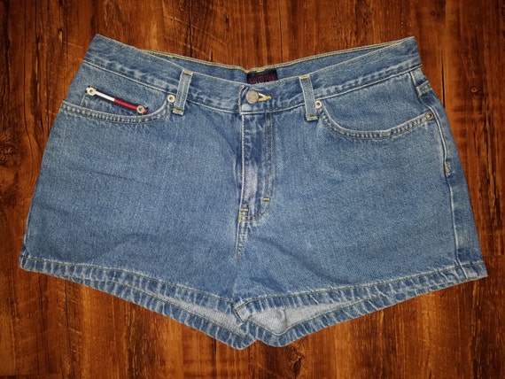 tommy hilfiger booty
