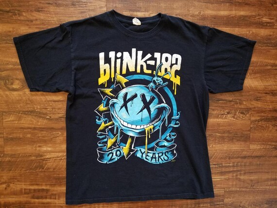Blink 182 Band Tee
