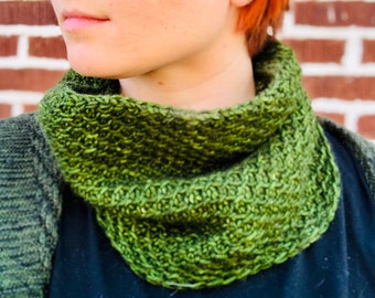 Tunisian Crochet Pattern - The Malaika Cowl