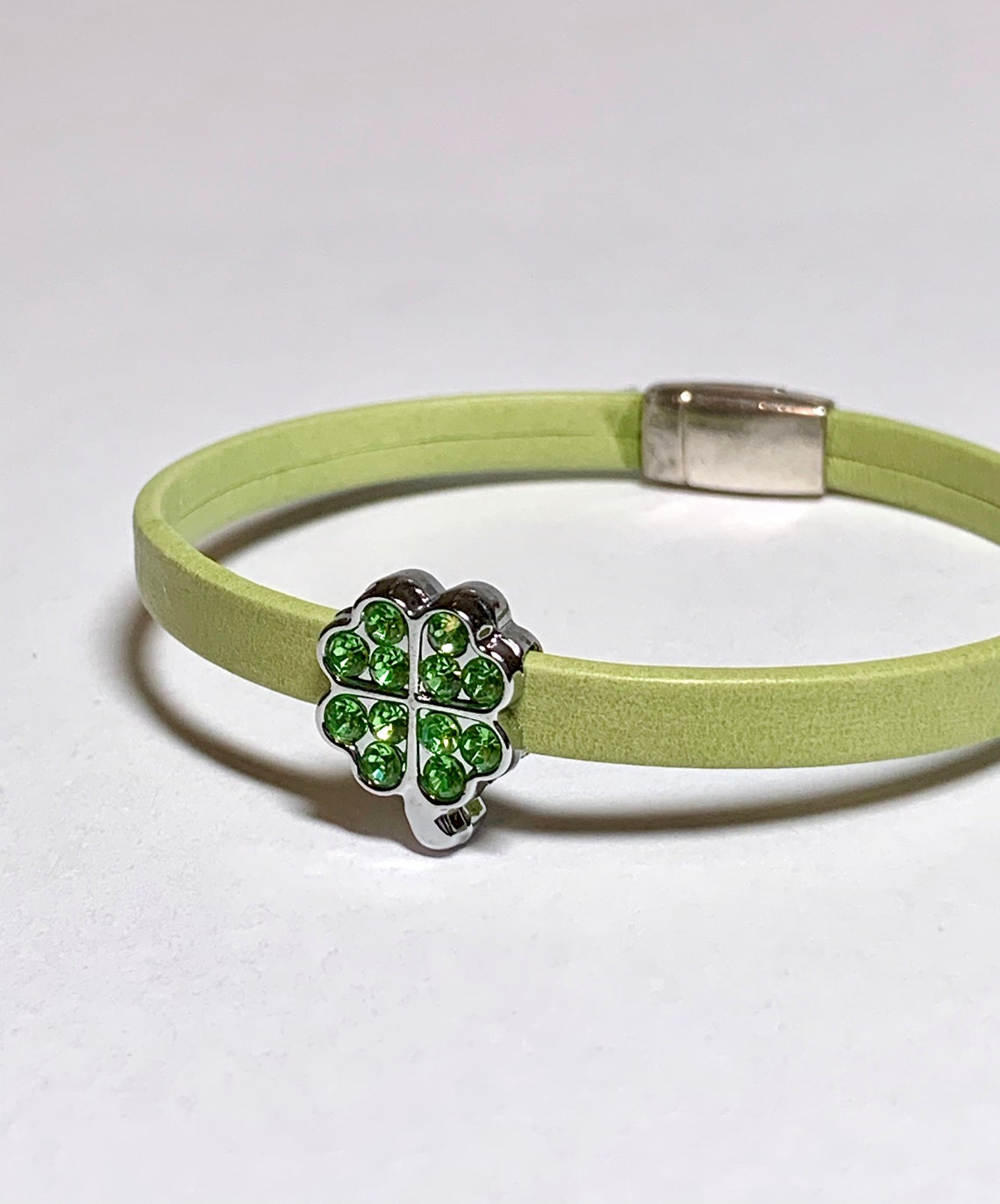 Four Leaf Clover St. Patricks Day Bracelet Green Mini Etsy