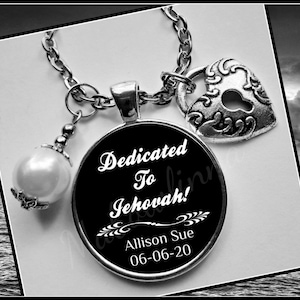 Colar personalizado Jw Gifts "Dedicado a Jeová" com nome e data de batismo Colar com pingente JW Convenção, presente de batismo da assembleia