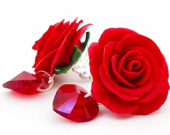 Romantische rote Rose Ohrringe mit Swarovski Kristall, echte Rose Ohrringe, Swarovski Herz, rote Ohrringe, Valentinstag Geschenk für sie, Weihnachtsgeschenk